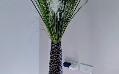 Decorative wooden pot, total height 150cm